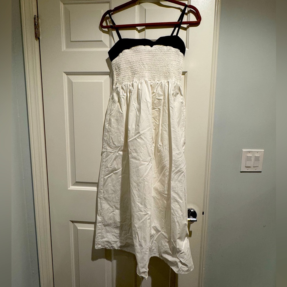 Kourt dress. Size M.
